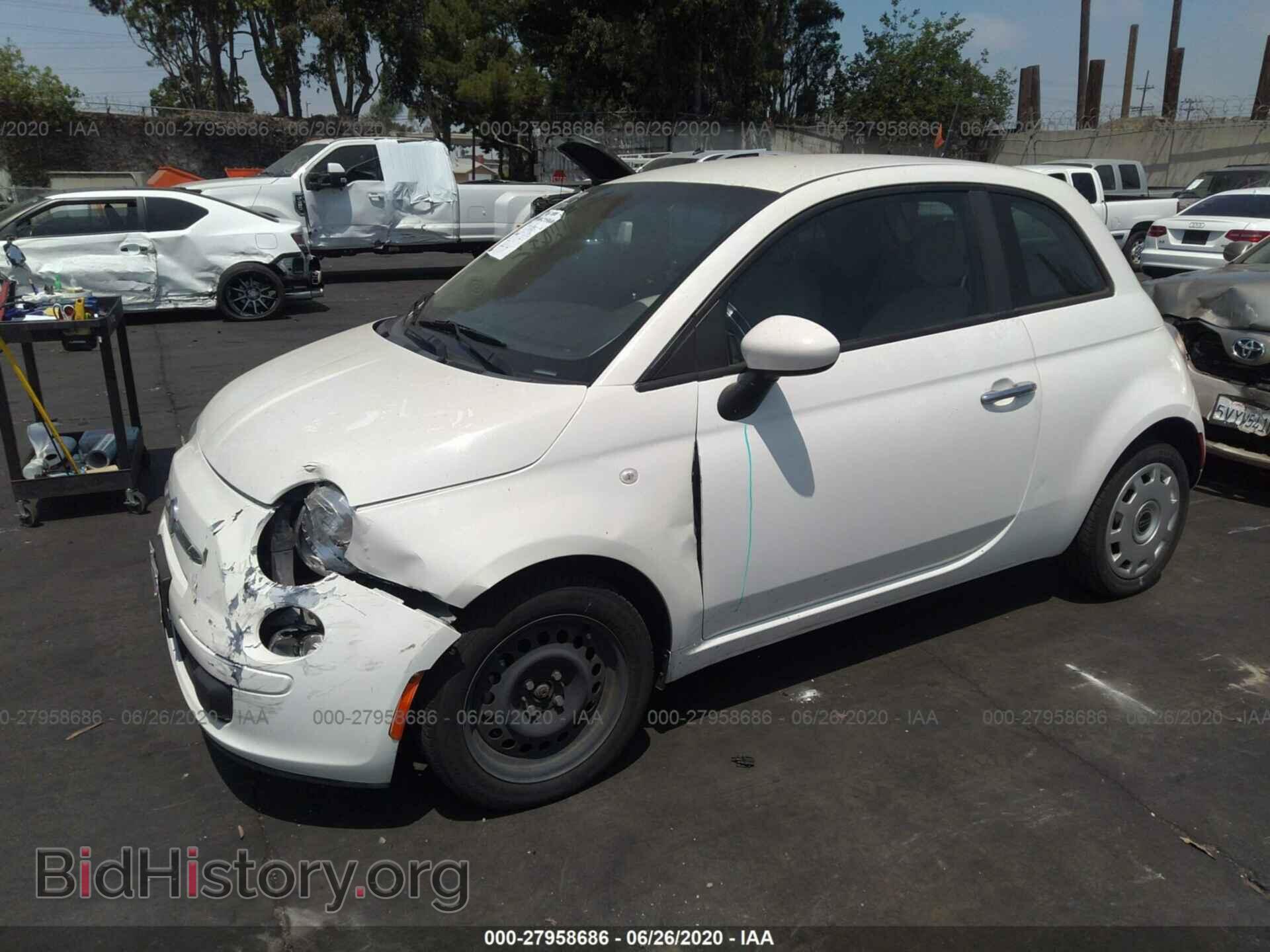 2013 FIAT 500 - VIN: 3C3CFFAR5DT529095 - Фото 2
