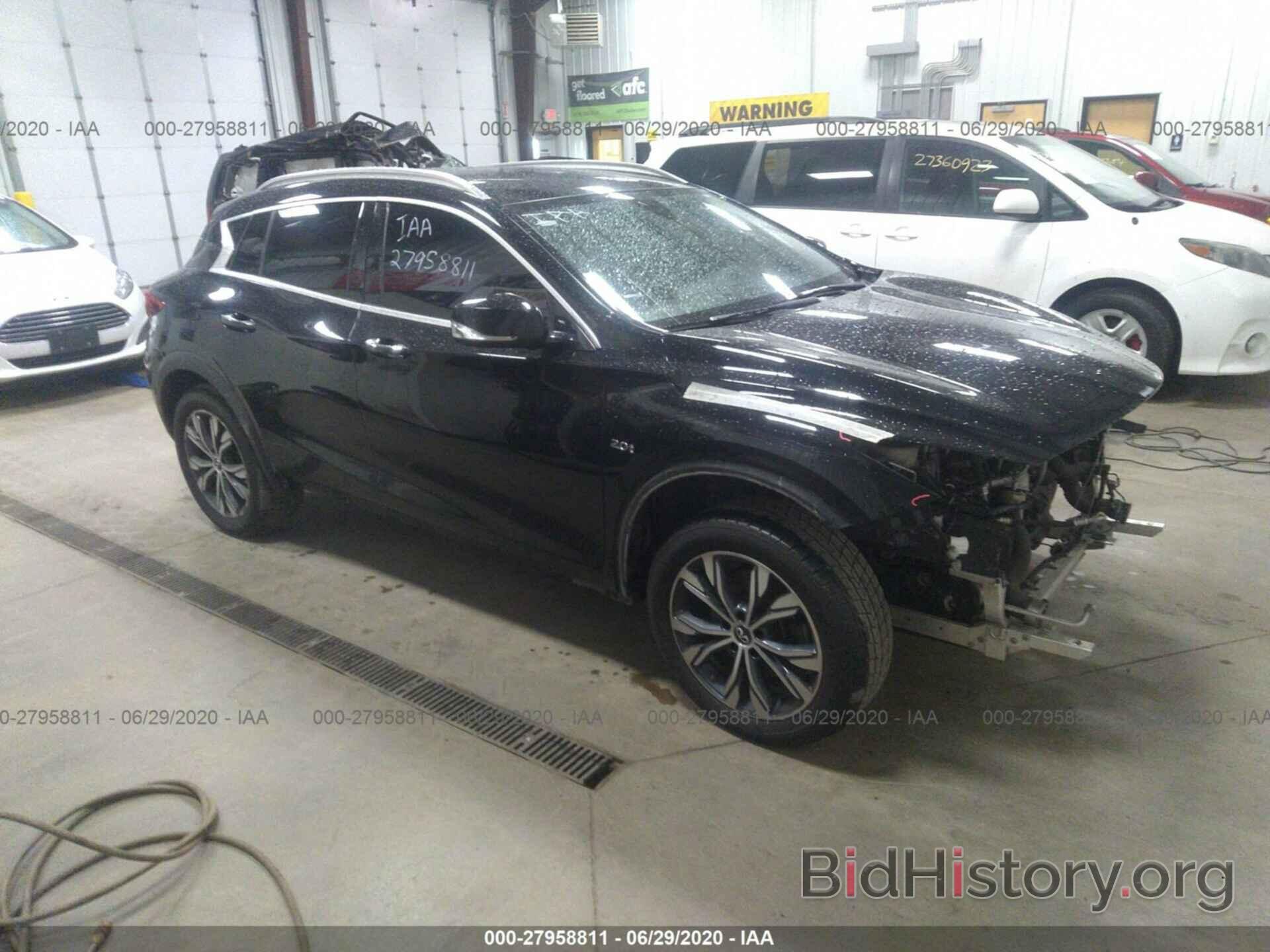 Photo SJKCH5CR9HA019985 - INFINITI QX30 2017