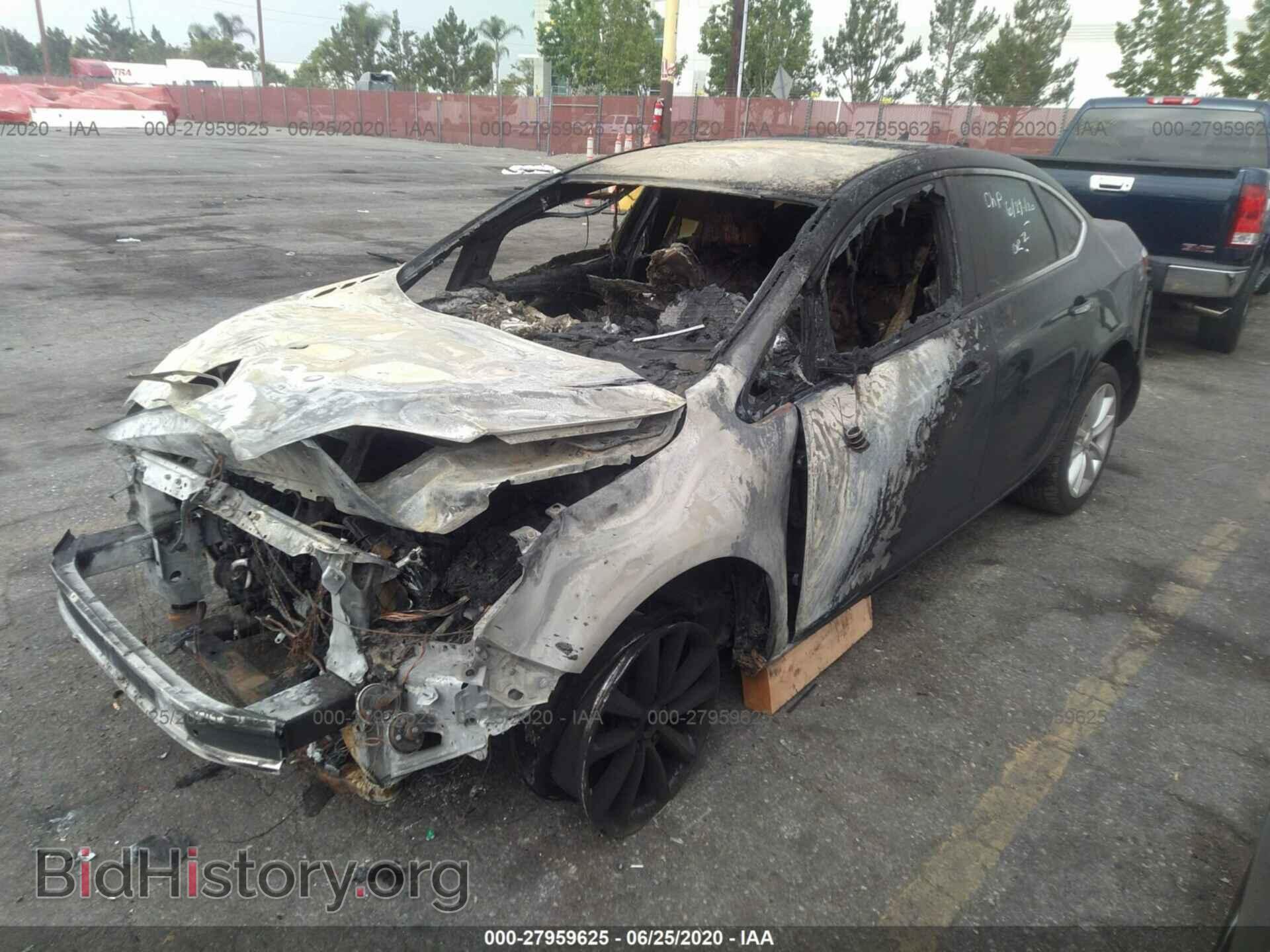 2014 BUICK VERANO - VIN: 1G4PS5SK7E4241862 - Фото 2