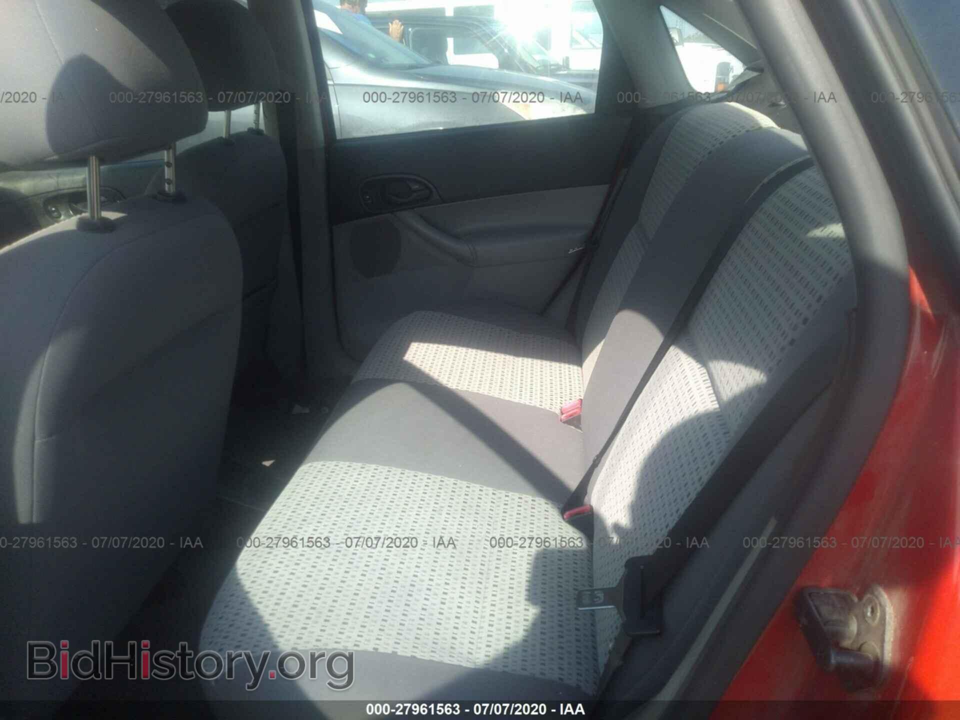 2007 FORD FOCUS - VIN: 1FAFP34N97W208937 - Фото 8