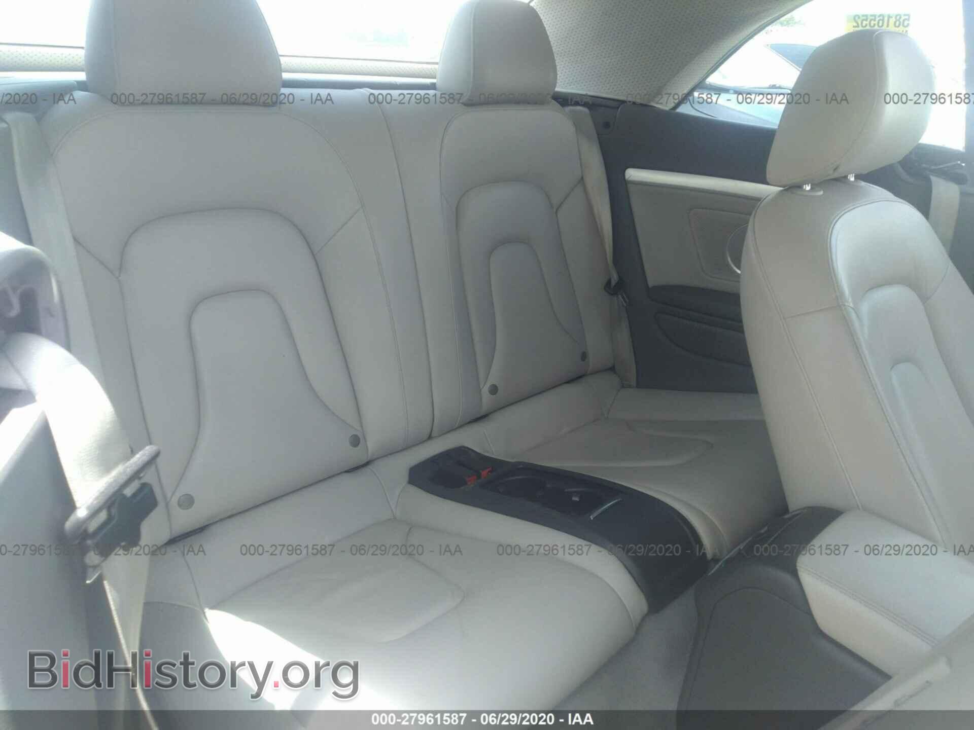 2011 AUDI A5 - VIN: WAULFAFH0BN006589 - Photo 8