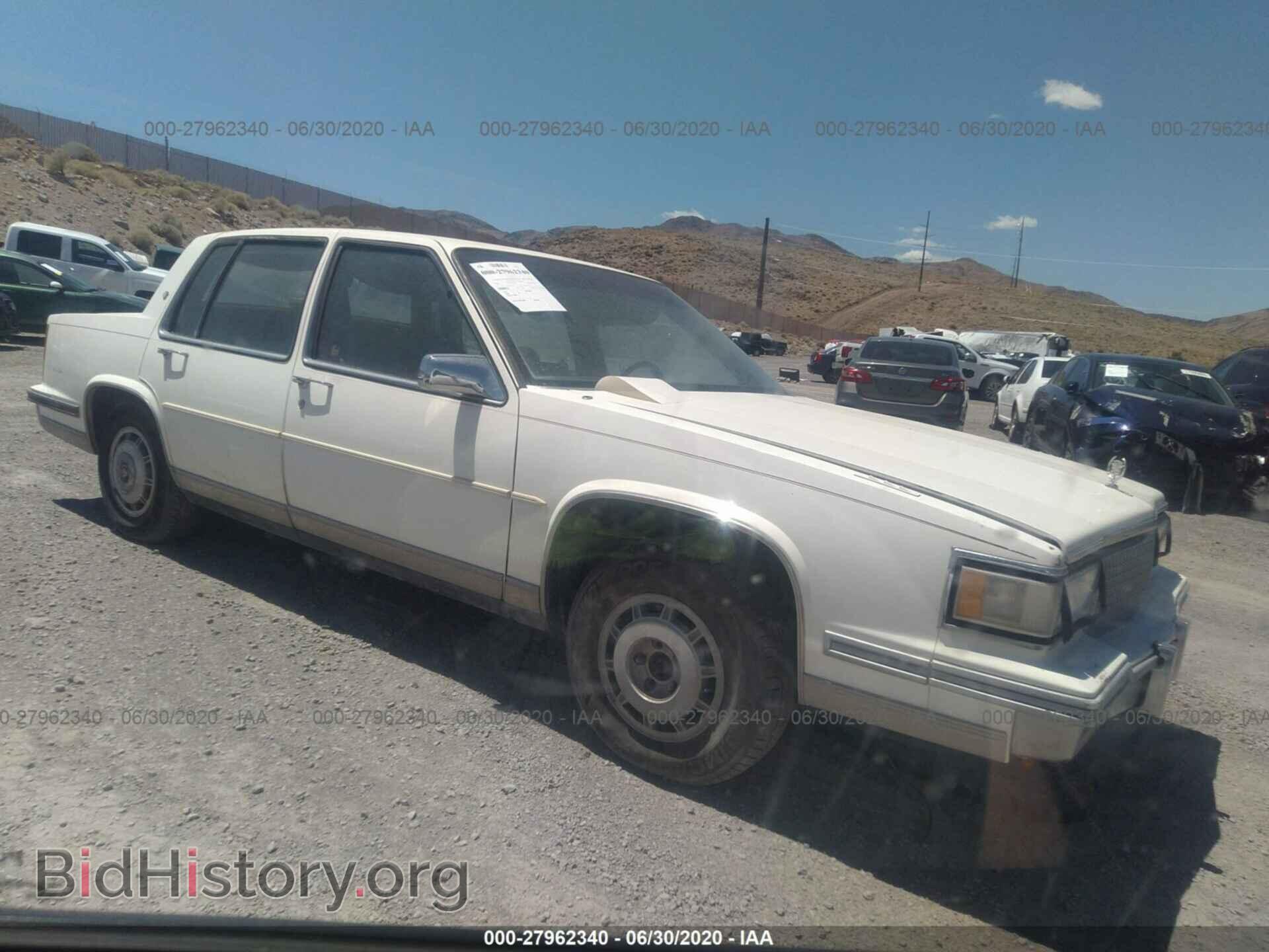 Photo 1G6CD5156J4****** - CADILLAC DEVILLE 1988
