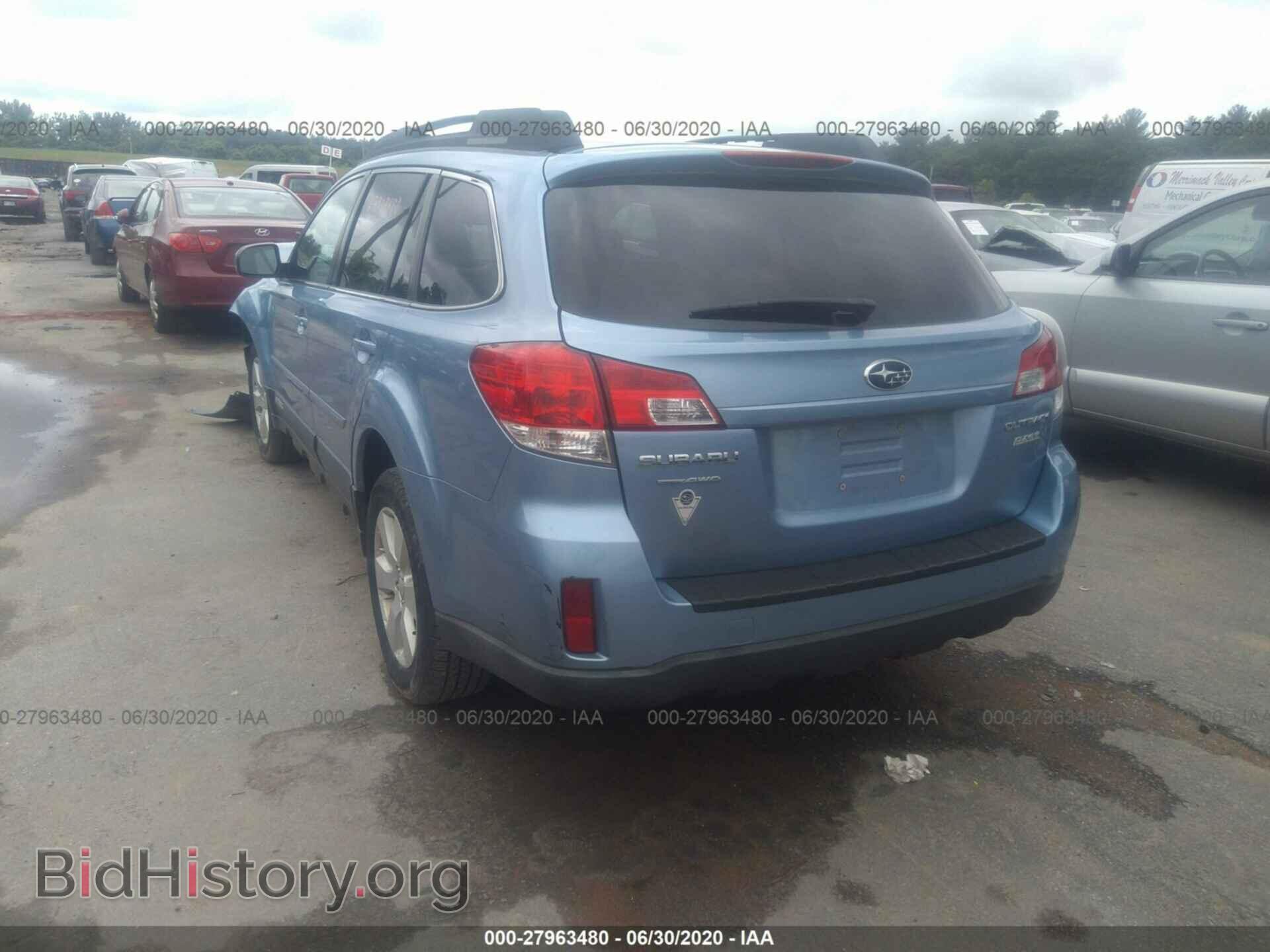 2011 SUBARU OUTBACK - VIN: 4S4BRBCC6B3432007 - Photo 3