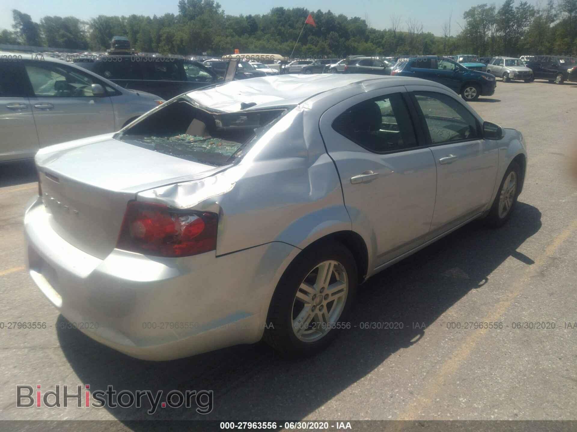 2011 DODGE AVENGER - VIN: 1B3BD1FB3BN573350 - Photo 4