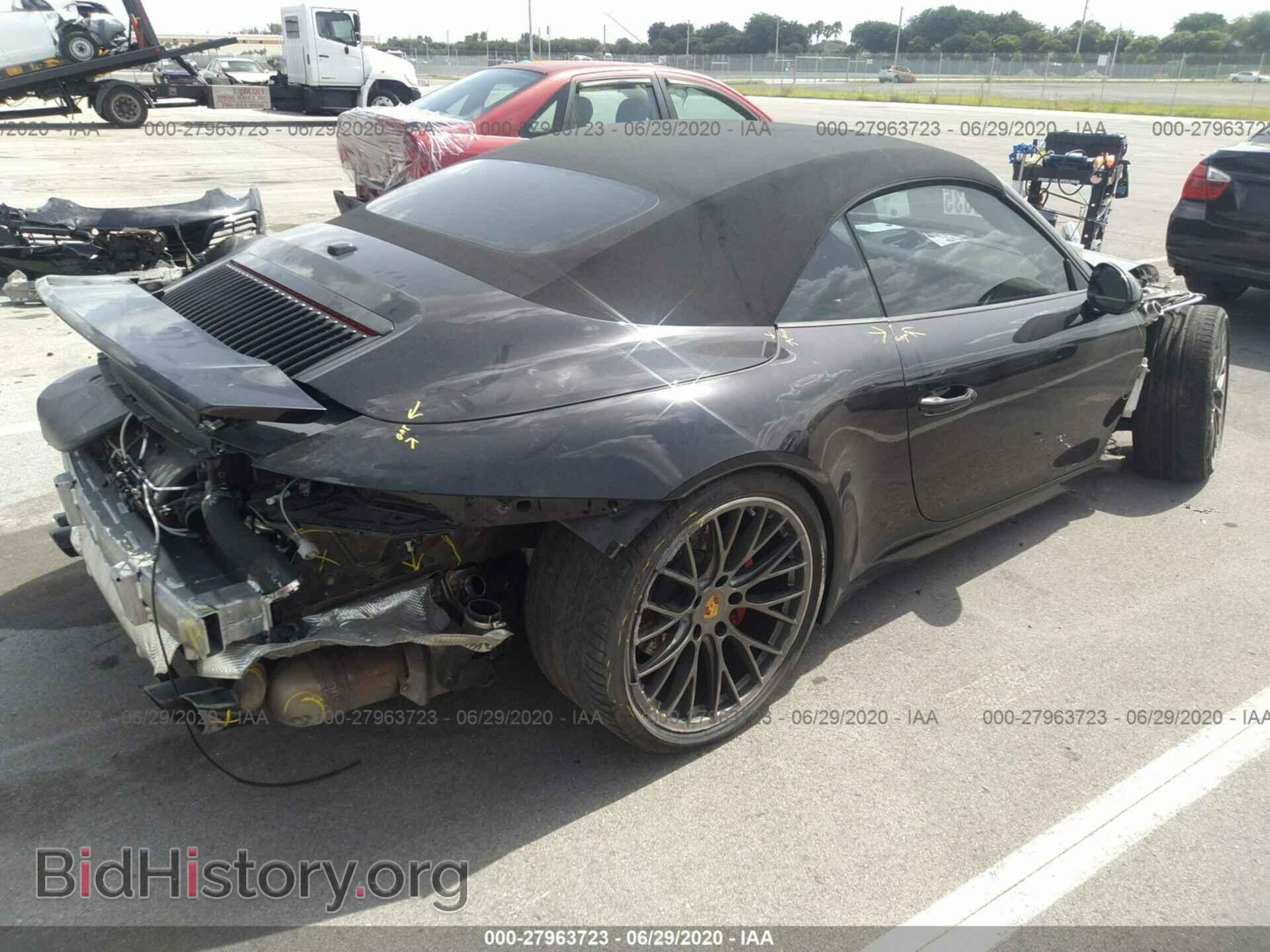 2017 PORSCHE 911 - VIN: WP0CB2A97HS155094 - Фото 4