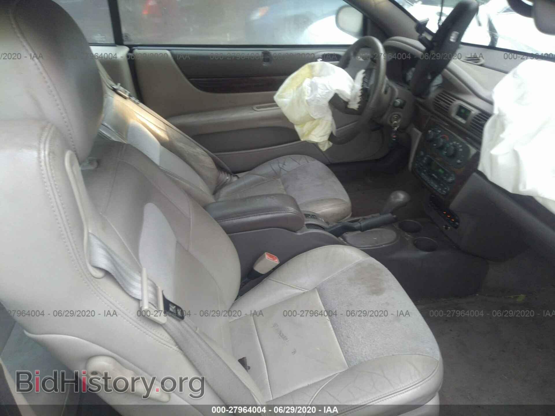 2004 CHRYSLER SEBRING - VIN: 1C3EL65R24N207834 - Фото 5
