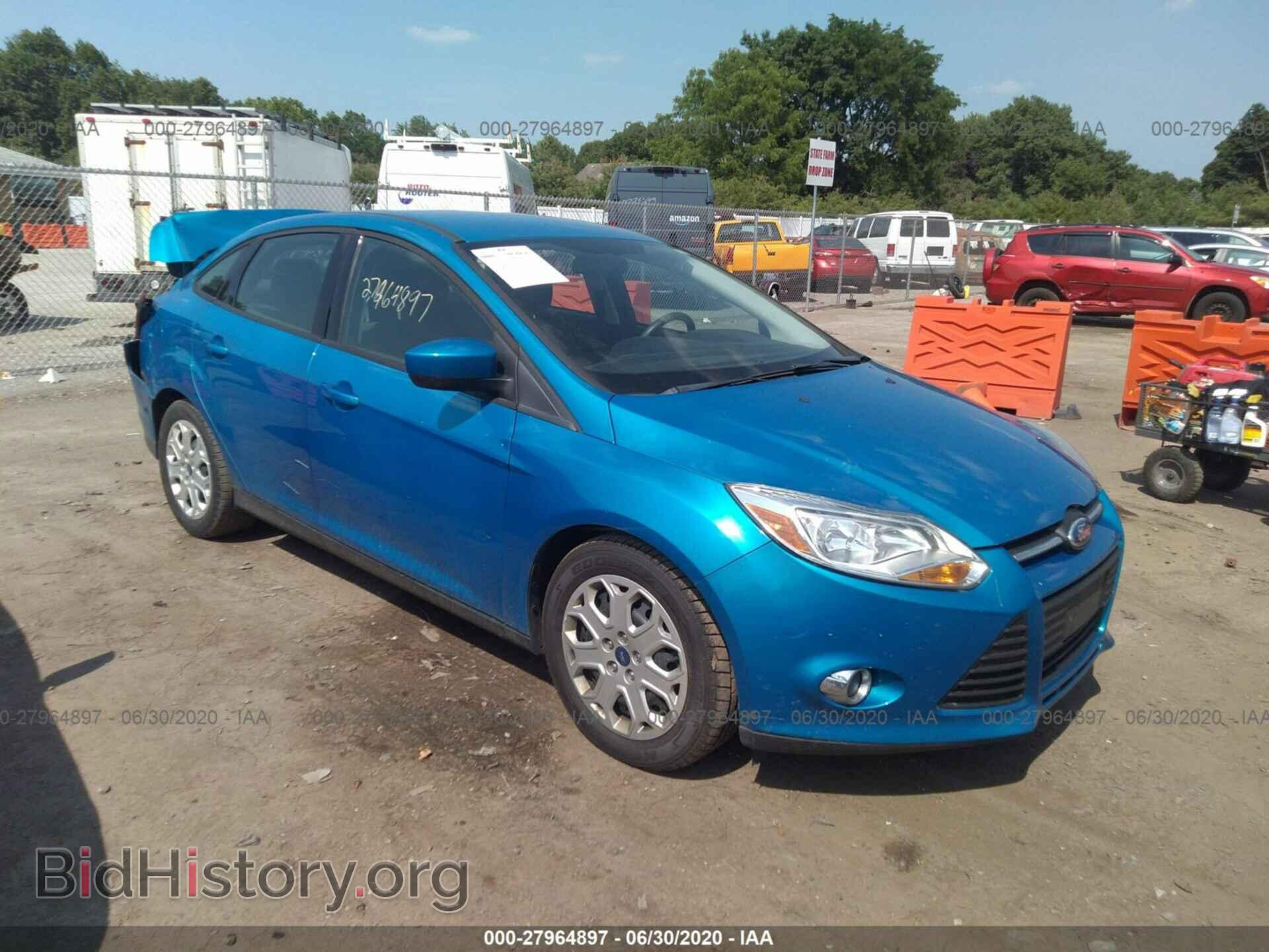 Photo 1FAHP3F28CL256629 - FORD FOCUS 2012