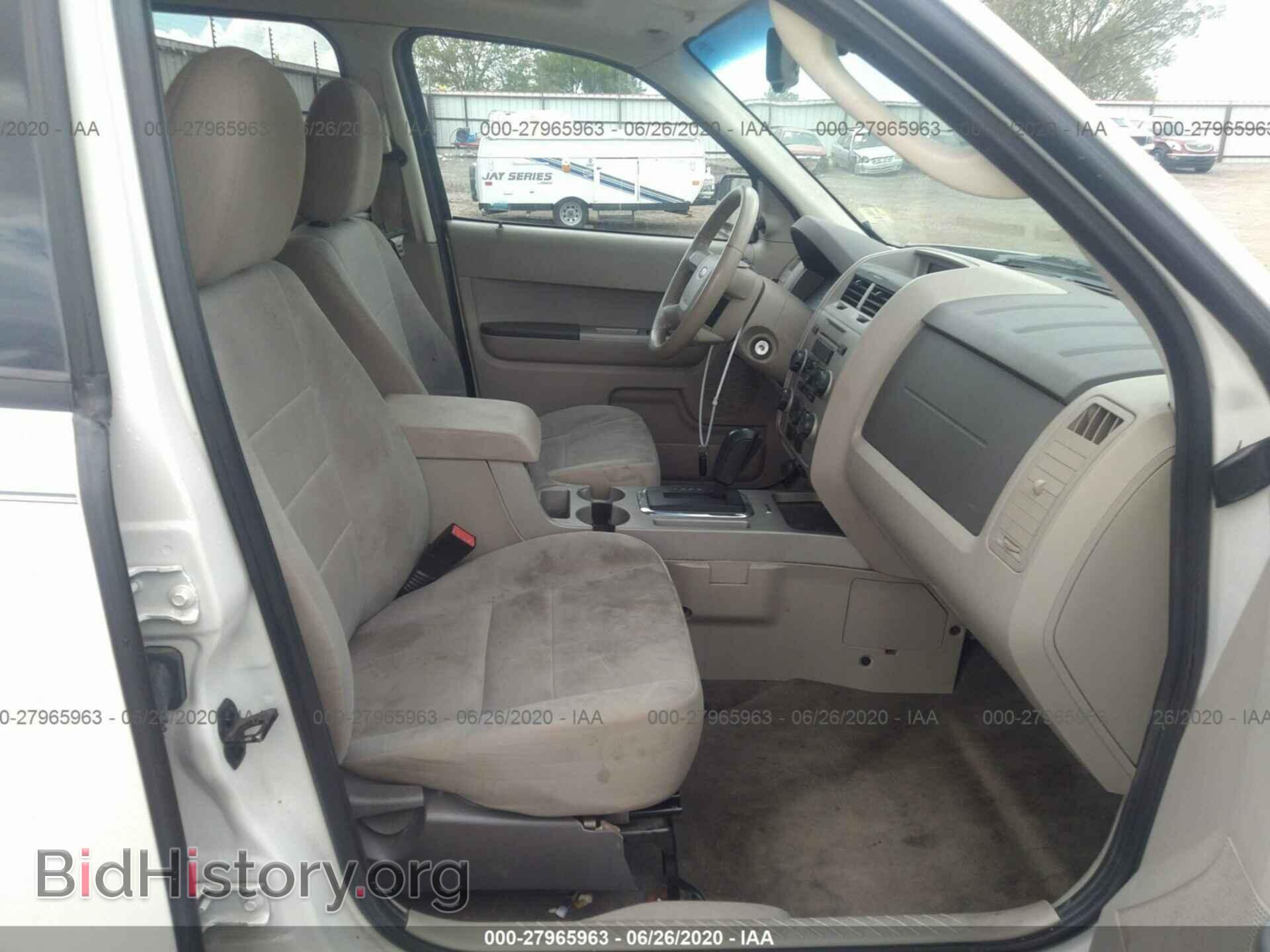 2010 FORD ESCAPE - VIN: 1FMCU0DG7AKD26761 - Photo 5