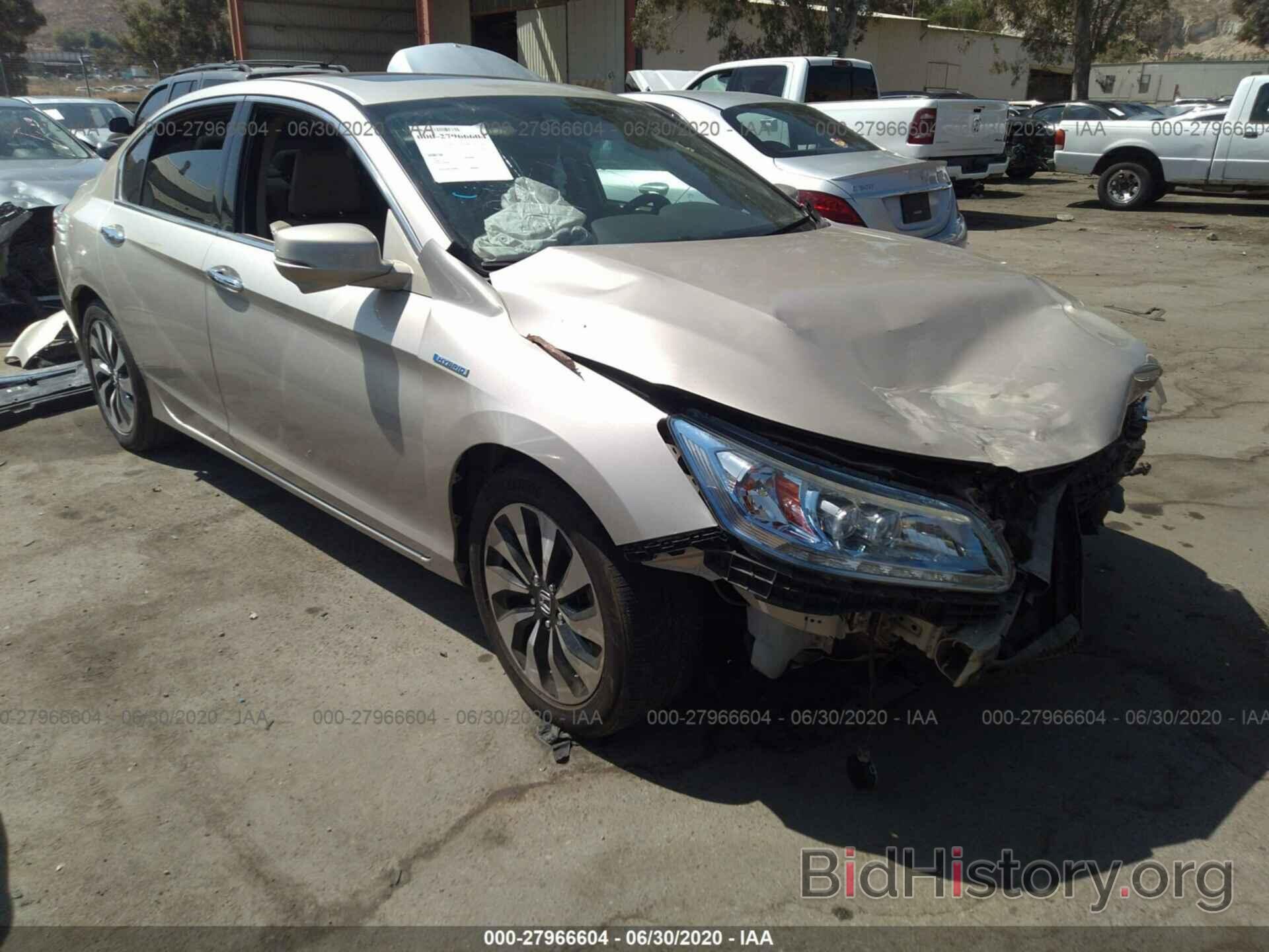 Photo 1HGCR6F73FA009774 - HONDA ACCORD HYBRID 2015