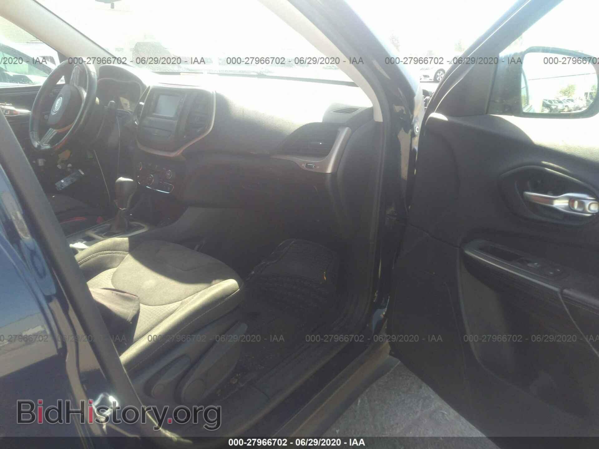 2015 JEEP CHEROKEE - VIN: 1C4PJLCB0FW683088 - Photo 5