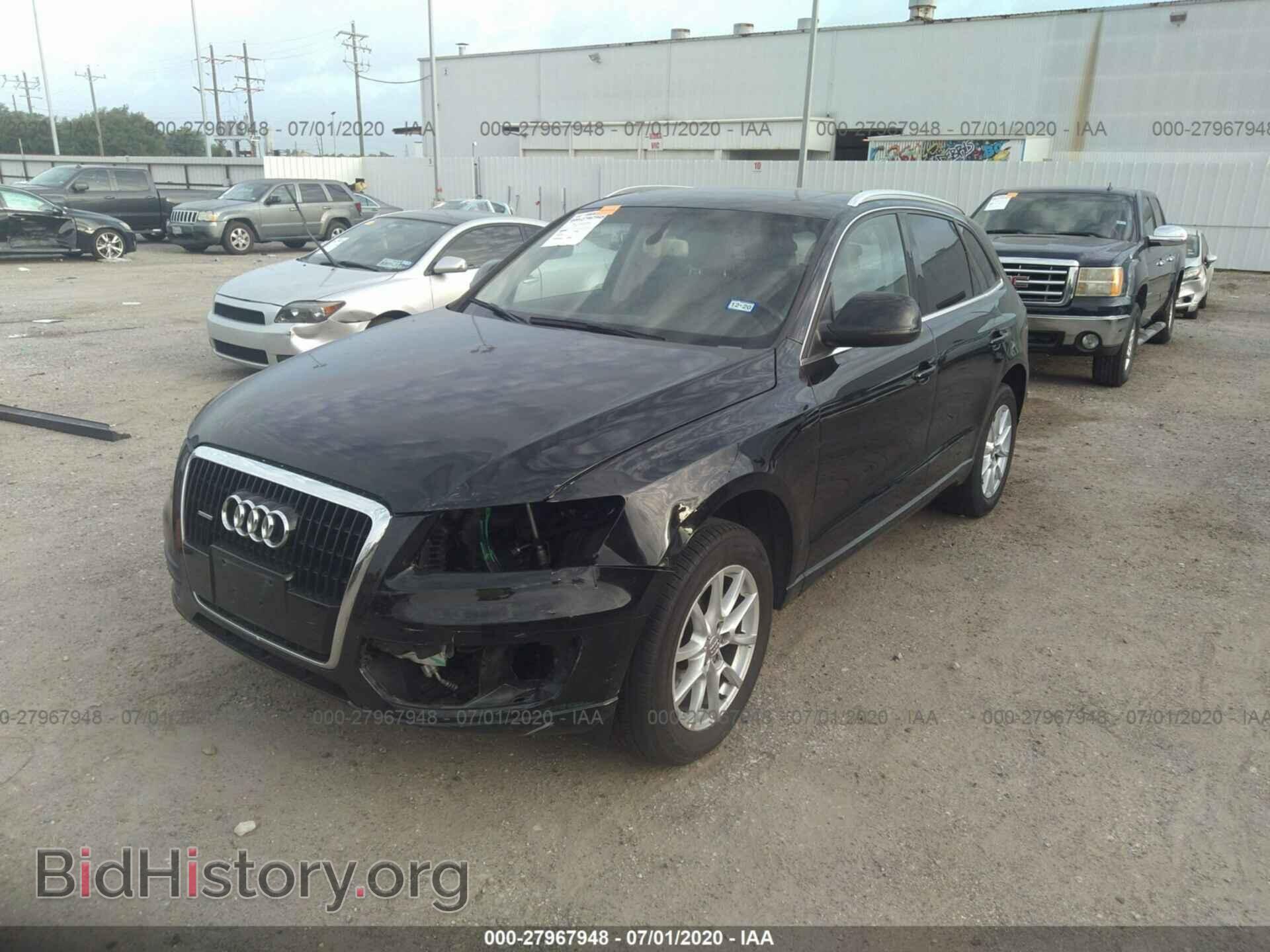 2010 AUDI Q5 - VIN: WA1LKAFP2AA079243 - Фото 2