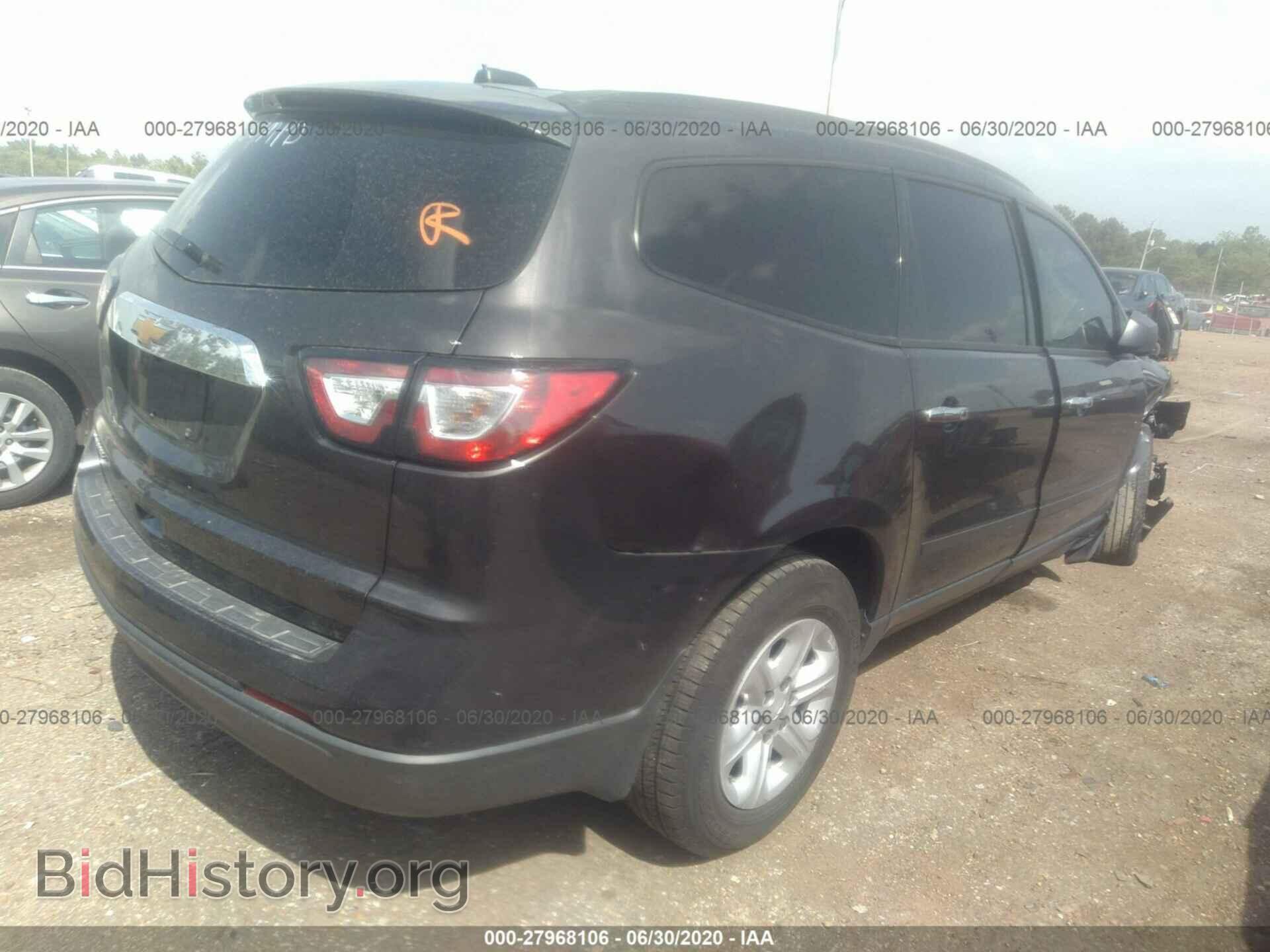 2017 CHEVROLET TRAVERSE - VIN: 1GNKRFKD7HJ205216 - Фото 4