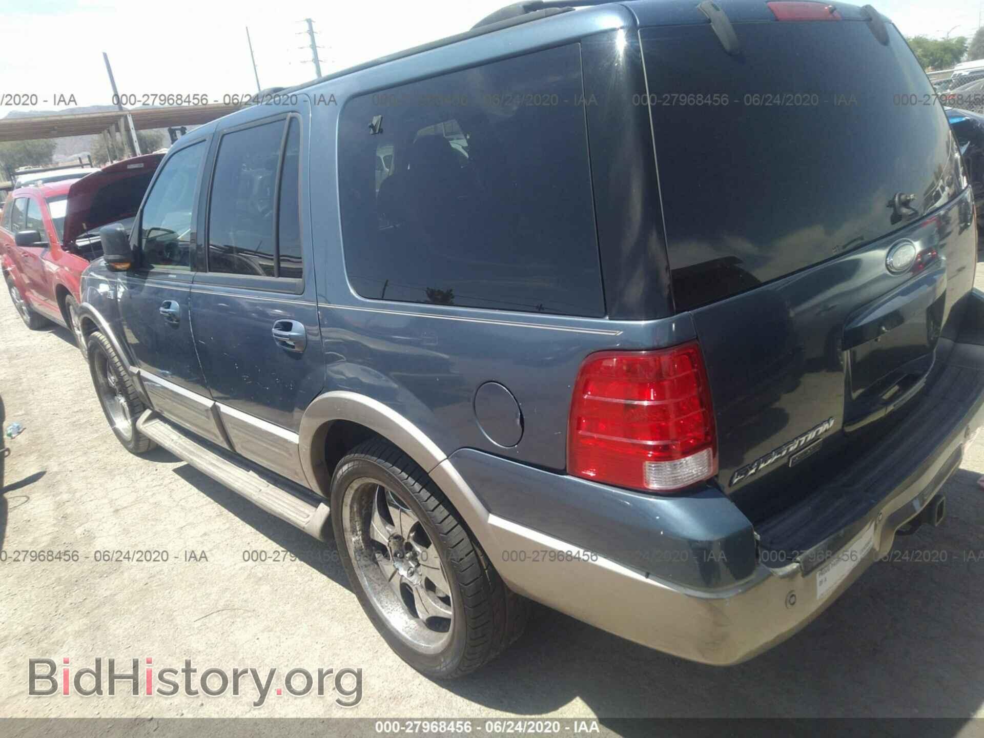 2004 FORD EXPEDITION - VIN: 1FMRU17W74LA79775 - Photo 3