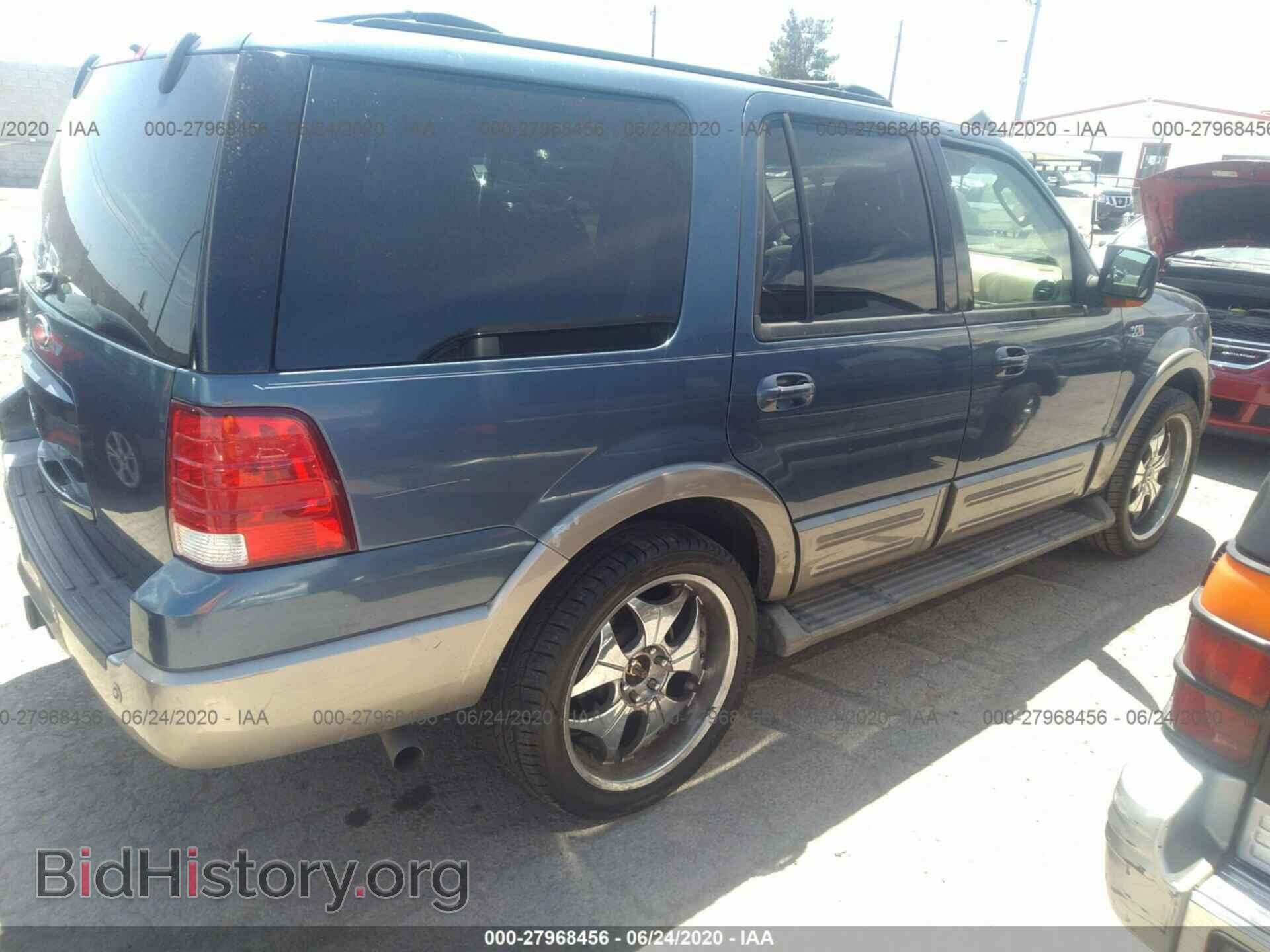 2004 FORD EXPEDITION - VIN: 1FMRU17W74LA79775 - Photo 4