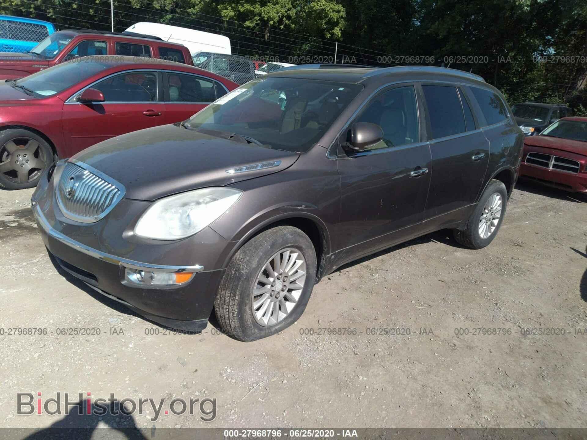 2008 BUICK ENCLAVE - VIN: 5GAEV23738J104193 - Фото 2