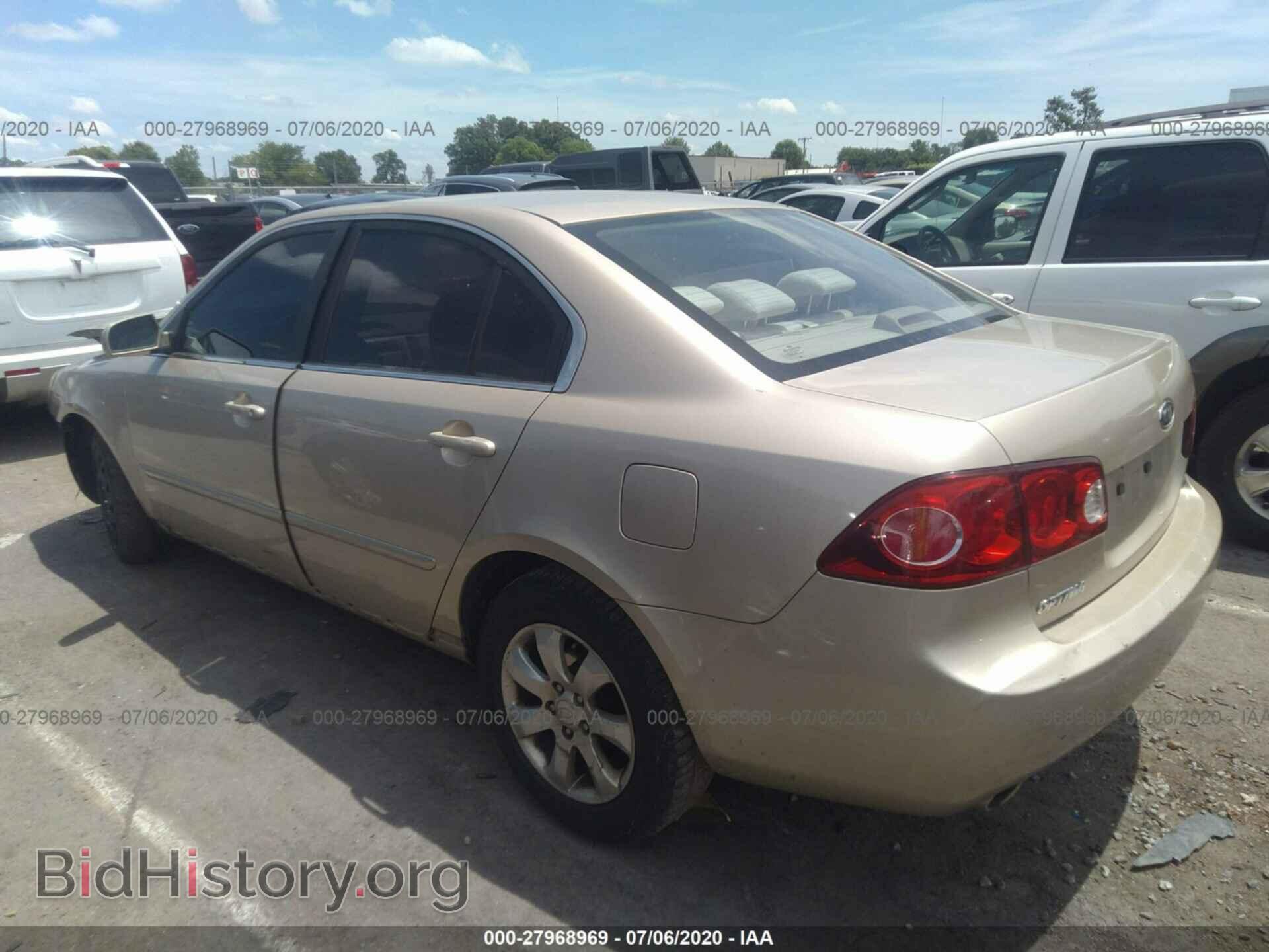 2006 KIA OPTIMA - VIN: KNAGE124765026576 - Фото 3