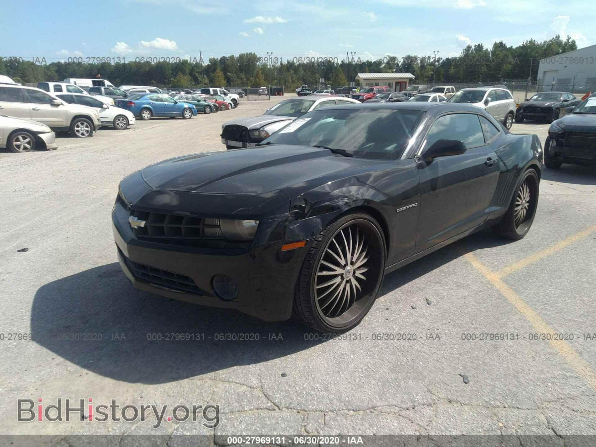 2011 CHEVROLET CAMARO - VIN: 2G1FA1ED1B9152850 - Фото 2