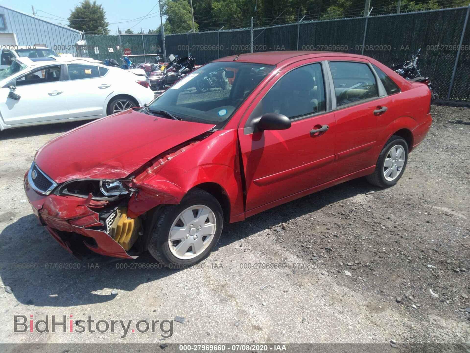 2007 FORD FOCUS - VIN: 1FAFP34N87W348882 - Photo 2