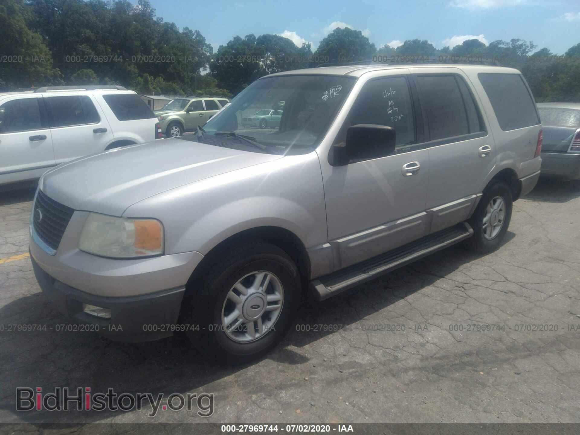 2005 FORD EXPEDITION - VIN: 1FMPU15545LA60880 - Фото 2
