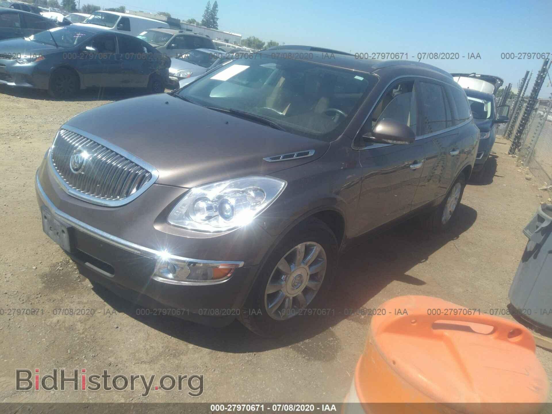 2012 BUICK ENCLAVE - VIN: 5GAKRCED3CJ374775 - Фото 2