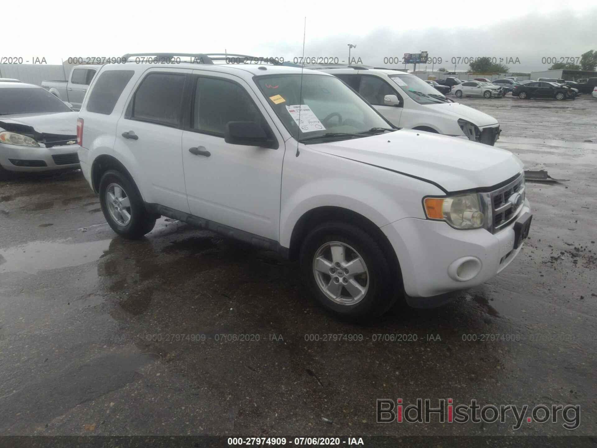 Photo 1FMCU03799KC86356 - FORD ESCAPE 2009