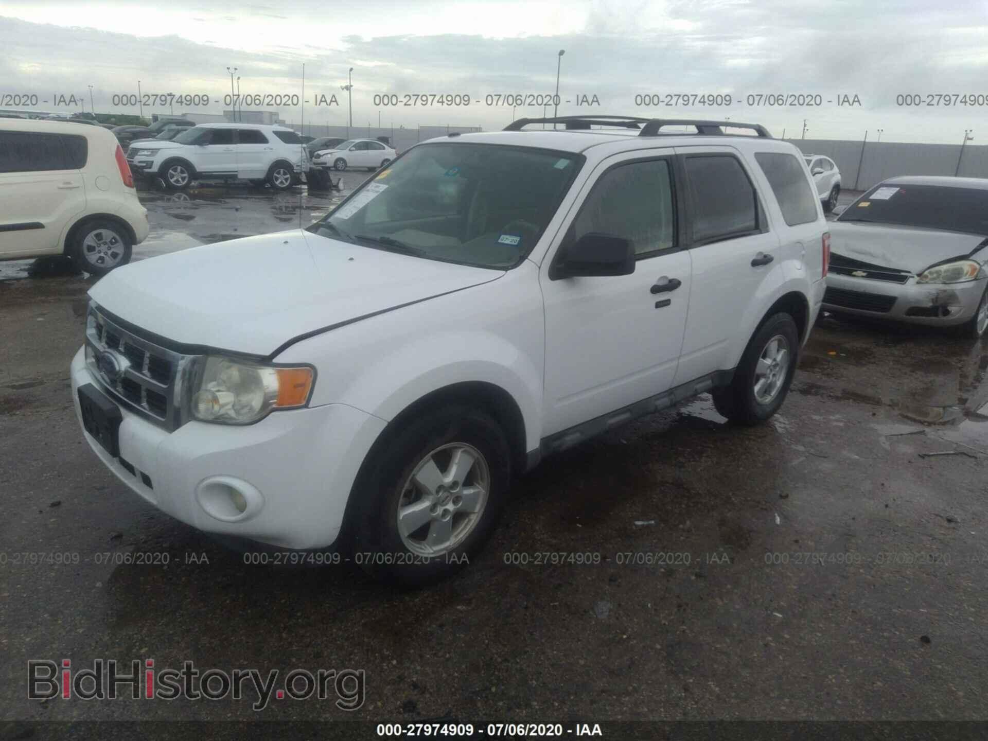 2009 FORD ESCAPE - VIN: 1FMCU03799KC86356 - Фото 2