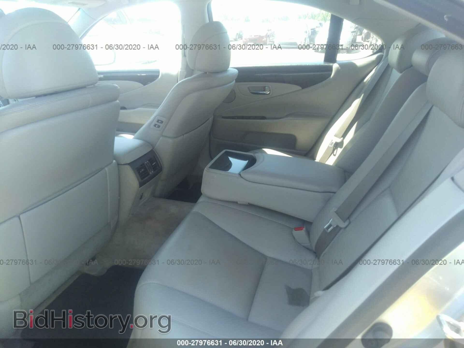 2009 LEXUS LS - VIN: JTHCL46F895001211 - Фото 8