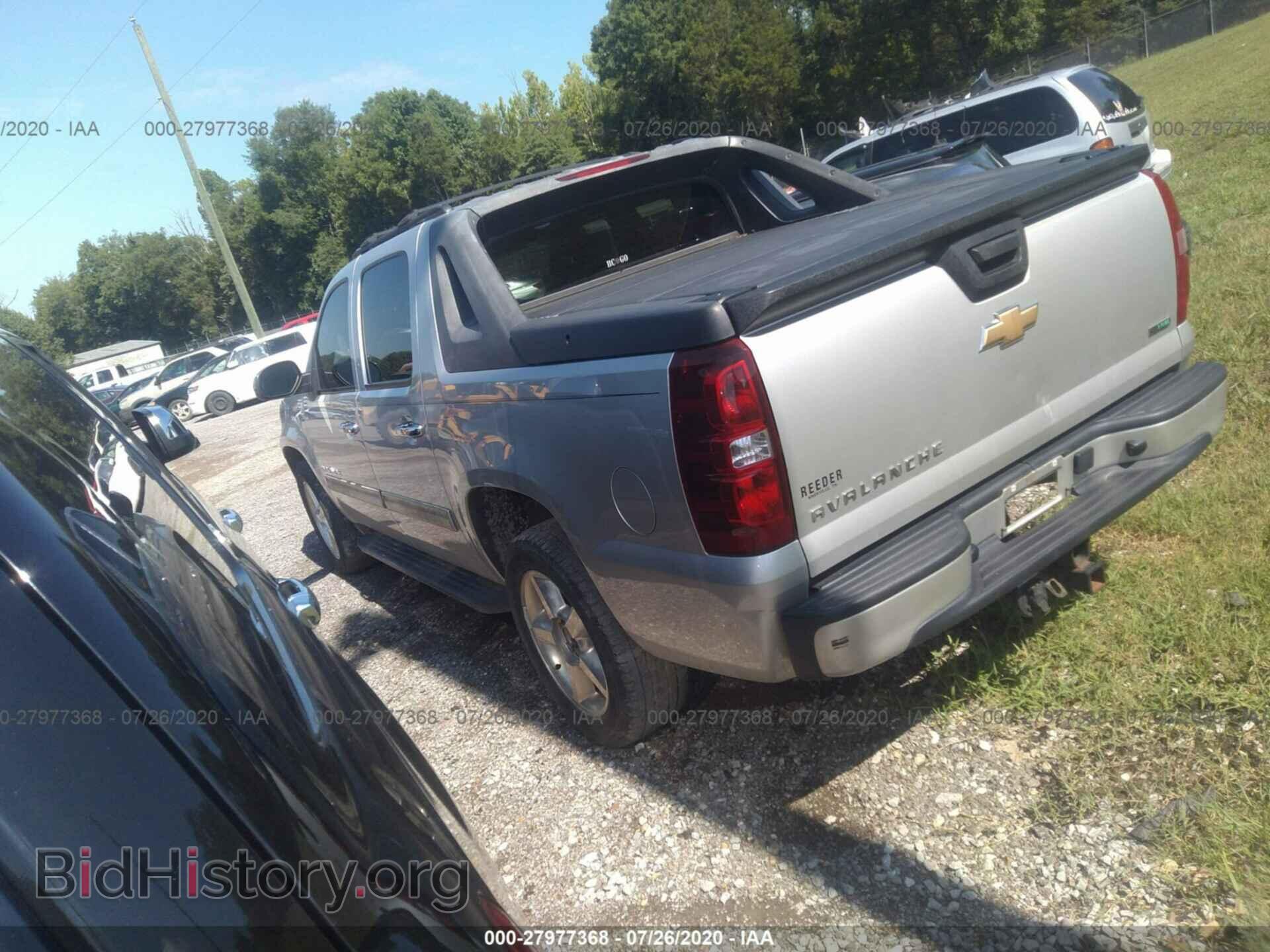 2011 CHEVROLET AVALANCHE - VIN: 3GNMCEE07BG107681 - Фото 3