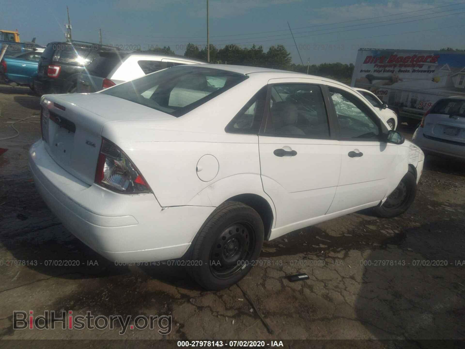 2005 FORD FOCUS - VIN: 1FAFP34N15W159908 - Фото 4