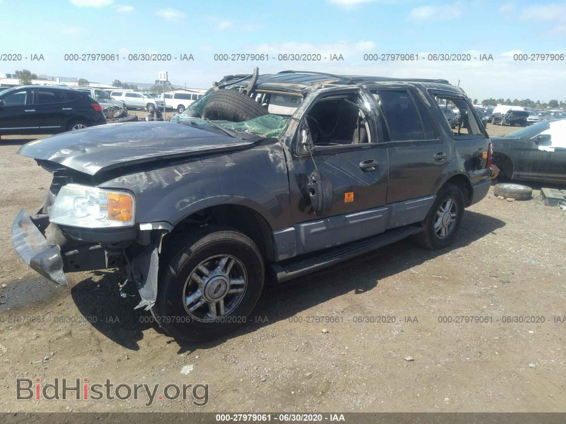 2004 FORD EXPEDITION - VIN: 1FMPU15LX4LA78085 - Фото 2