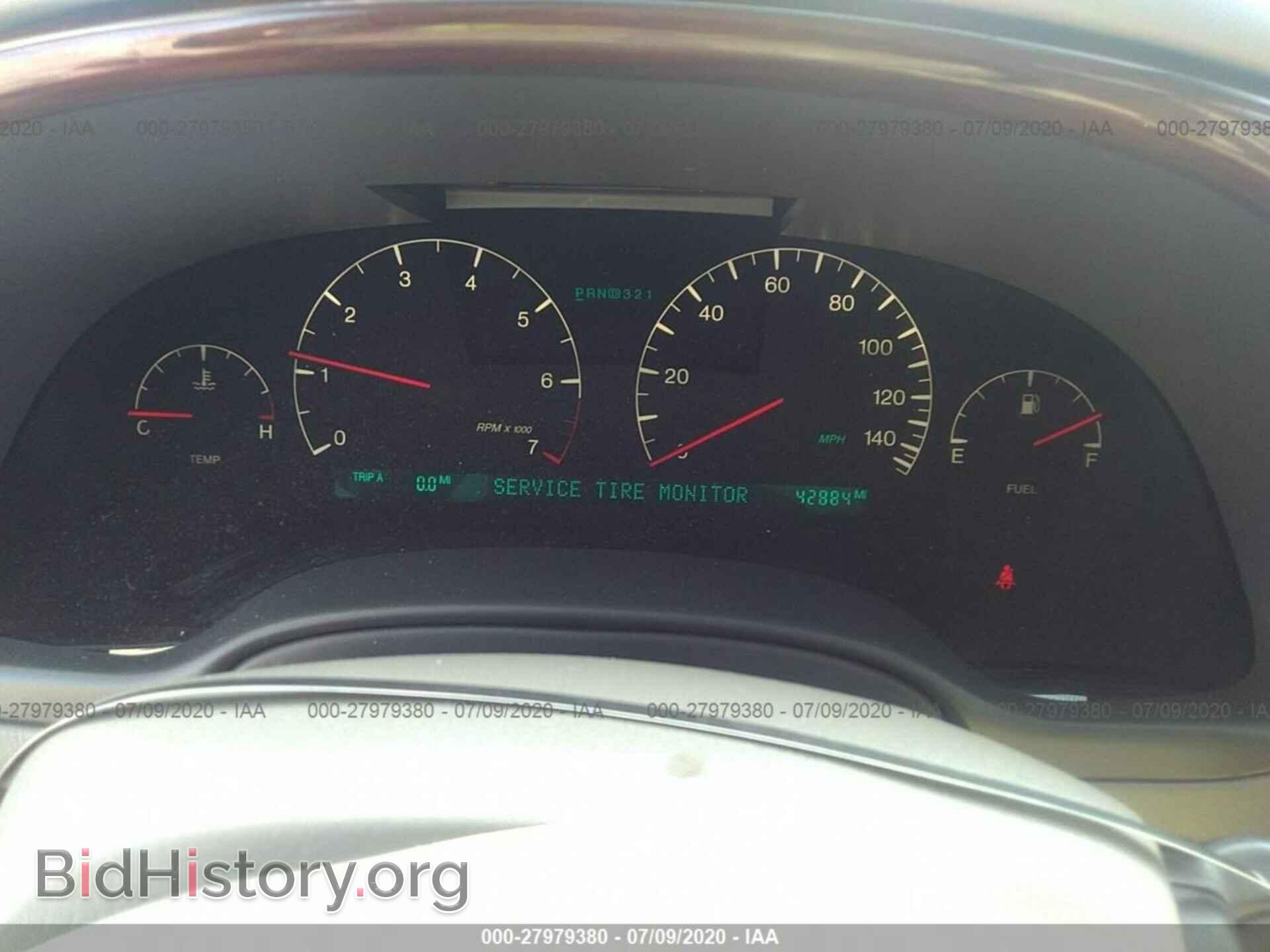 2002 CADILLAC DEVILLE - VIN: 1G6KF57942U133562 - Photo 7