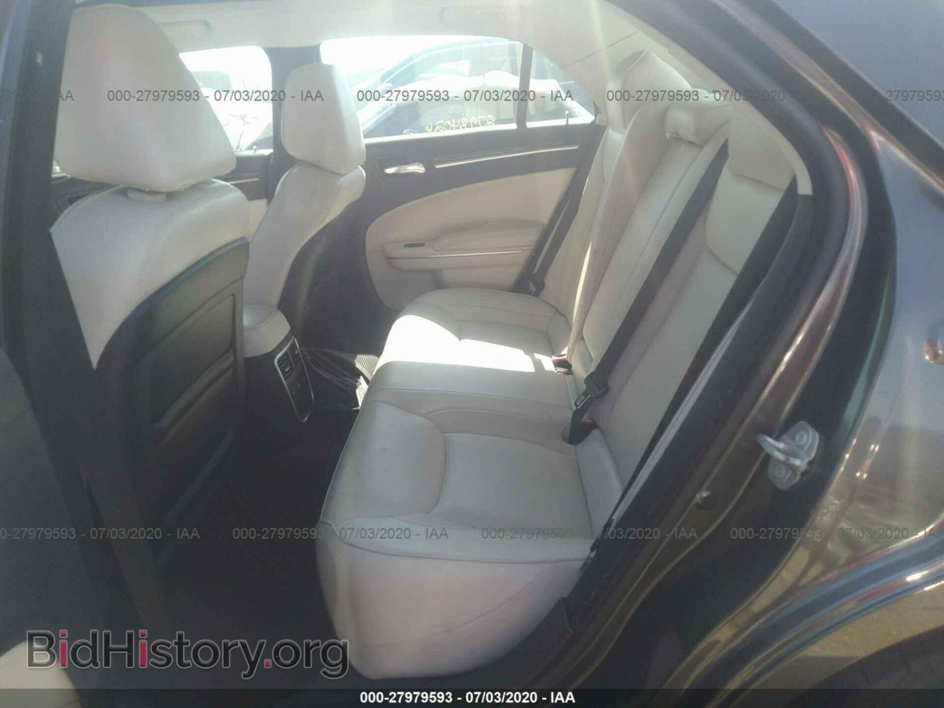 2016 CHRYSLER 300C - VIN: 2C3CCAEG2GH161203 - Photo 8