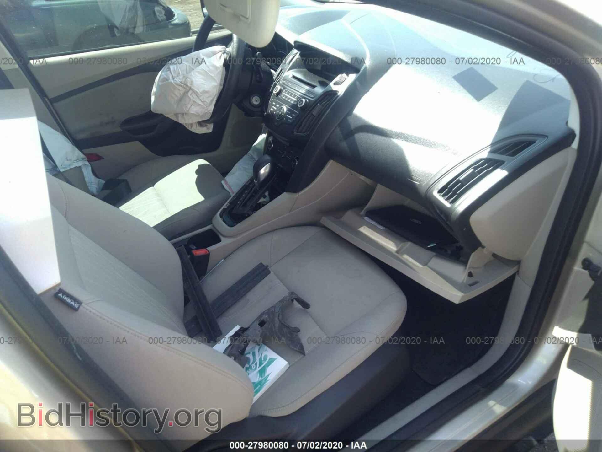 2017 FORD FOCUS - VIN: 1FADP3F26HL230214 - Photo 5