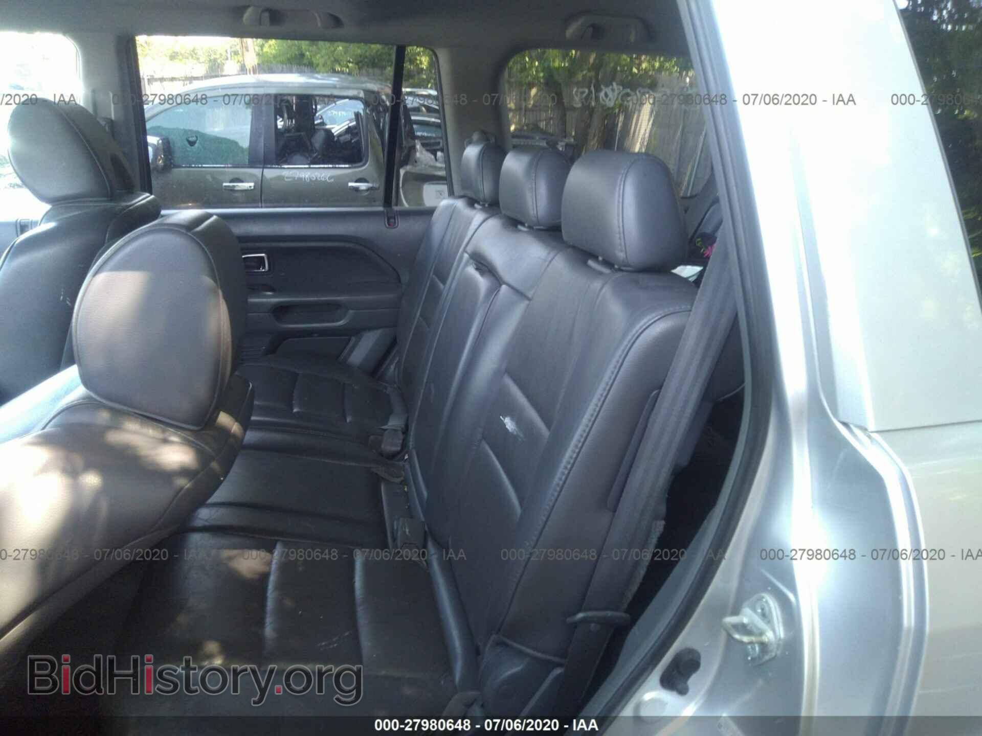 2006 HONDA PILOT - VIN: 5FNYF28556B008215 - Фото 8
