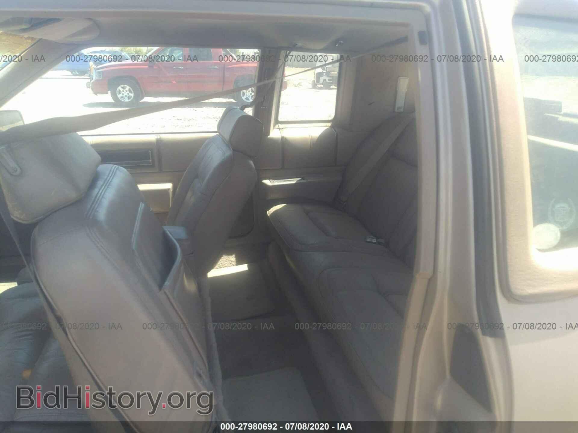 1989 CADILLAC DEVILLE - VIN: 1G6CD1159K4333782 - Photo 8