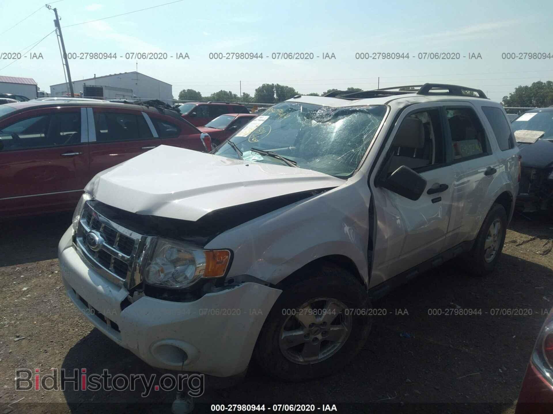 2012 FORD ESCAPE - VIN: 1FMCU0D72CKC15375 - Фото 2