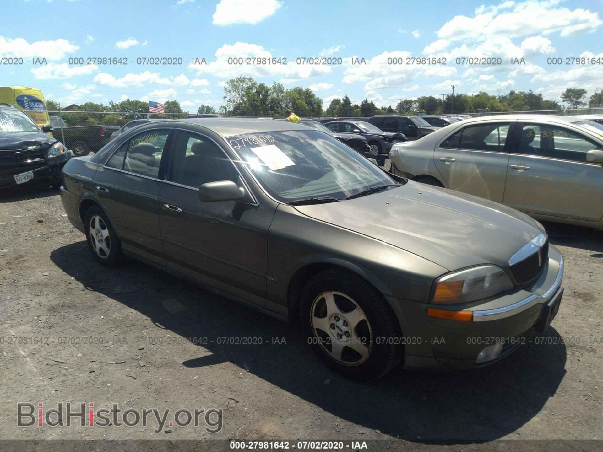 Фотография 1LNHM87A4YY877443 - LINCOLN LS 2000