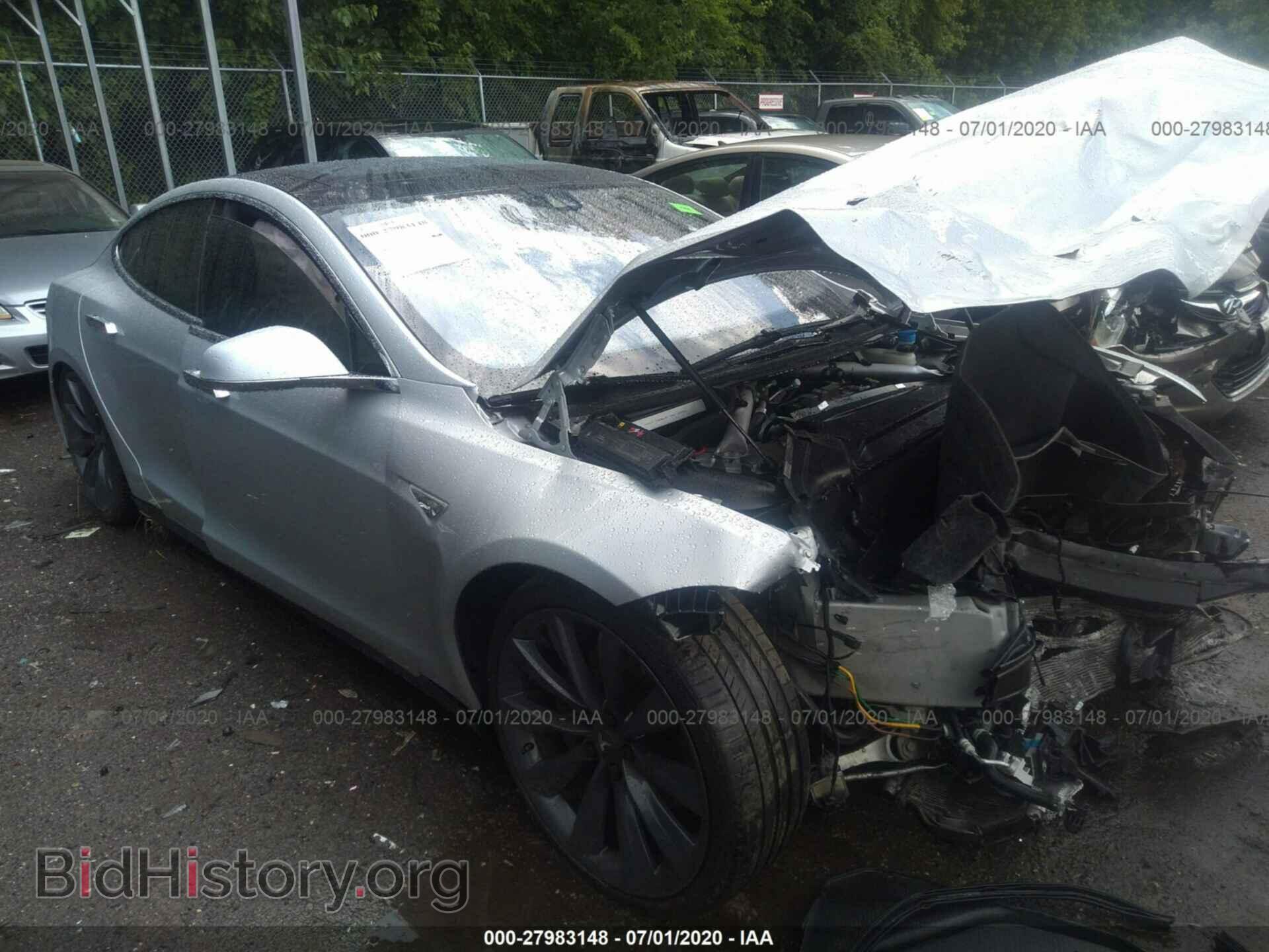Фотография 5YJSA1E27GF136739 - TESLA MODEL S 2016