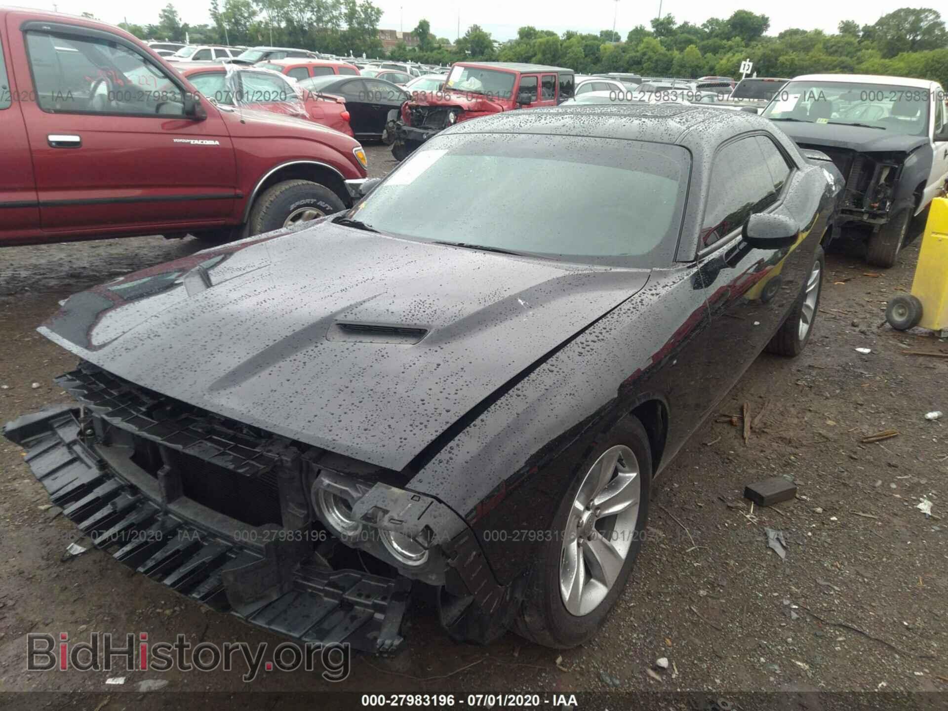 2018 DODGE CHALLENGER - VIN: 2C3CDZAG2JH112432 - Photo 2