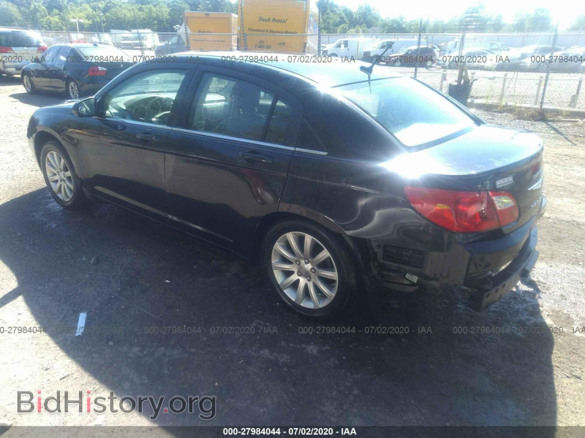 2010 CHRYSLER SEBRING - VIN: 1C3CC5FBXAN118379 - Фото 3