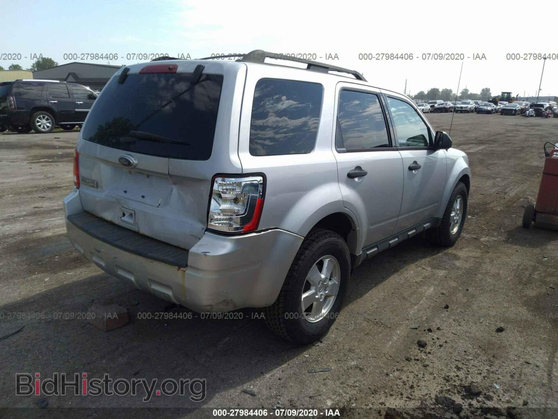 2011 FORD ESCAPE - VIN: 1FMCU9D72BKB56198 - Фото 4
