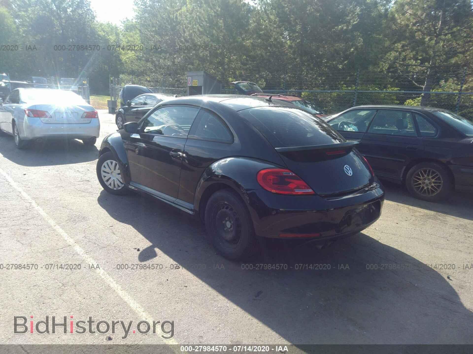 2012 VOLKSWAGEN BEETLE - VIN: 3VWFP7AT6CM615657 - Фото 3