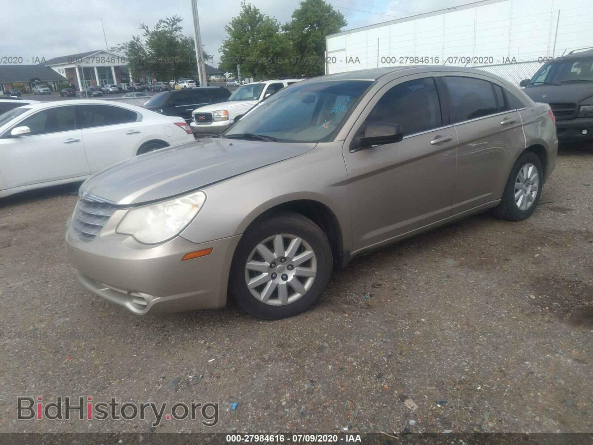2008 CHRYSLER SEBRING - VIN: 1C3LC46K08N197260 - Фото 2