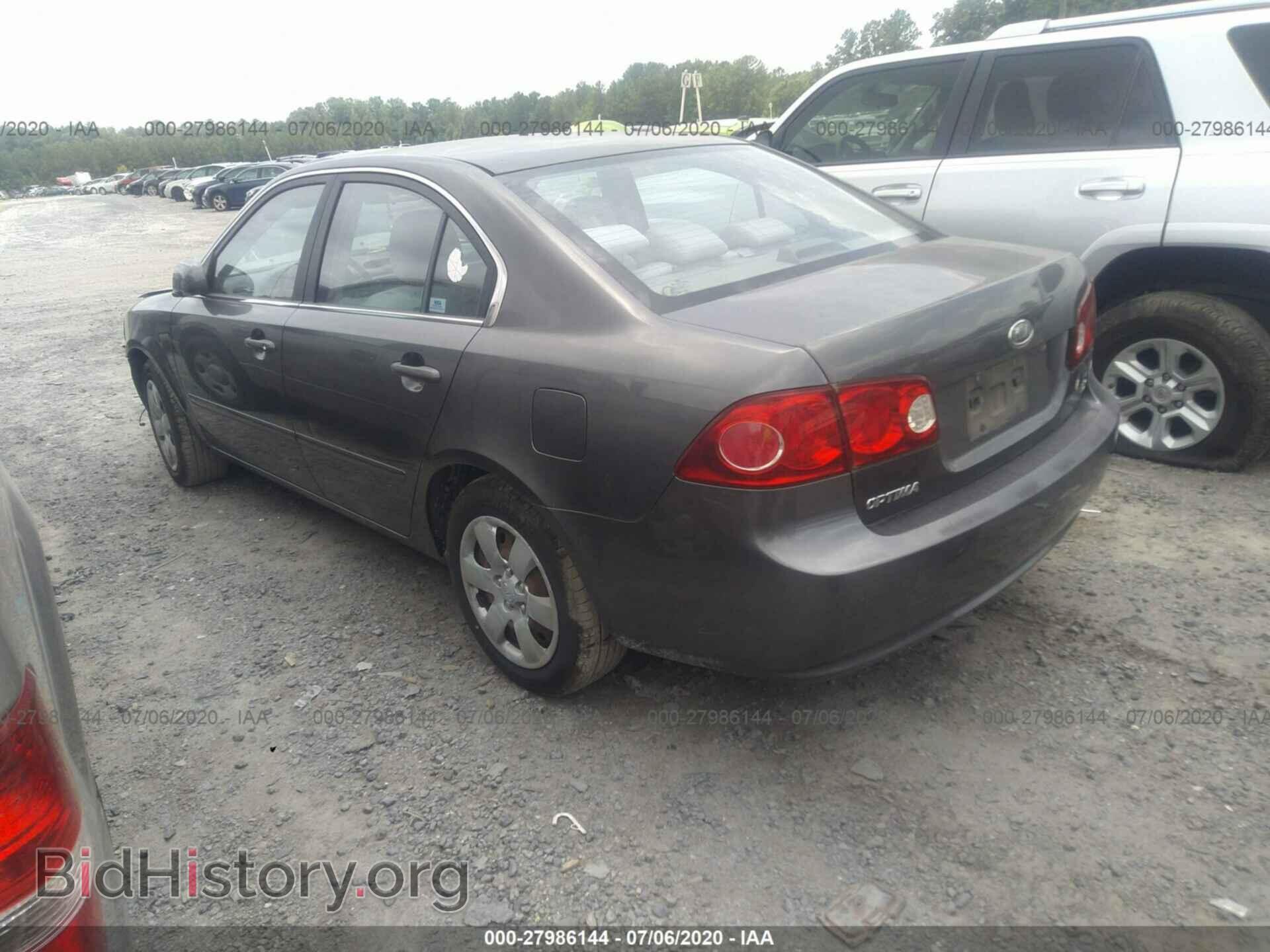 2006 KIA OPTIMA - VIN: KNAGE123865045516 - Фото 3