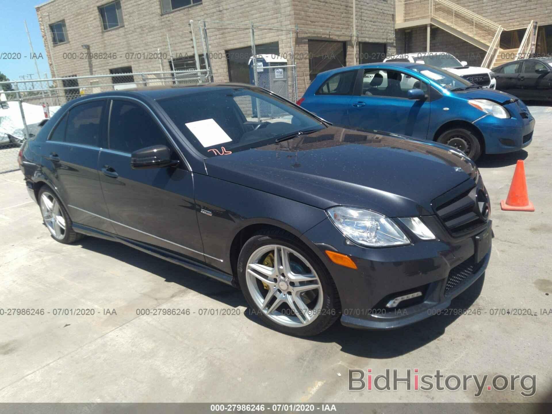 Photo WDDHF7CB0BA302608 - MERCEDES-BENZ E-CLASS 2011