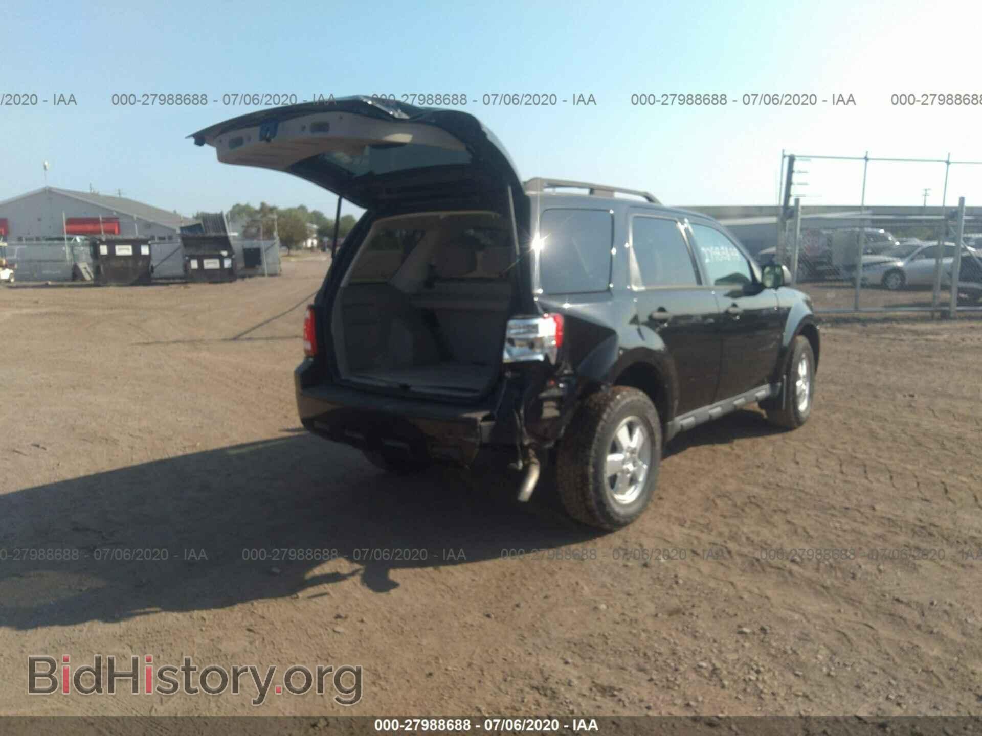 2011 FORD ESCAPE - VIN: 1FMCU0D72BKC25709 - Фото 4