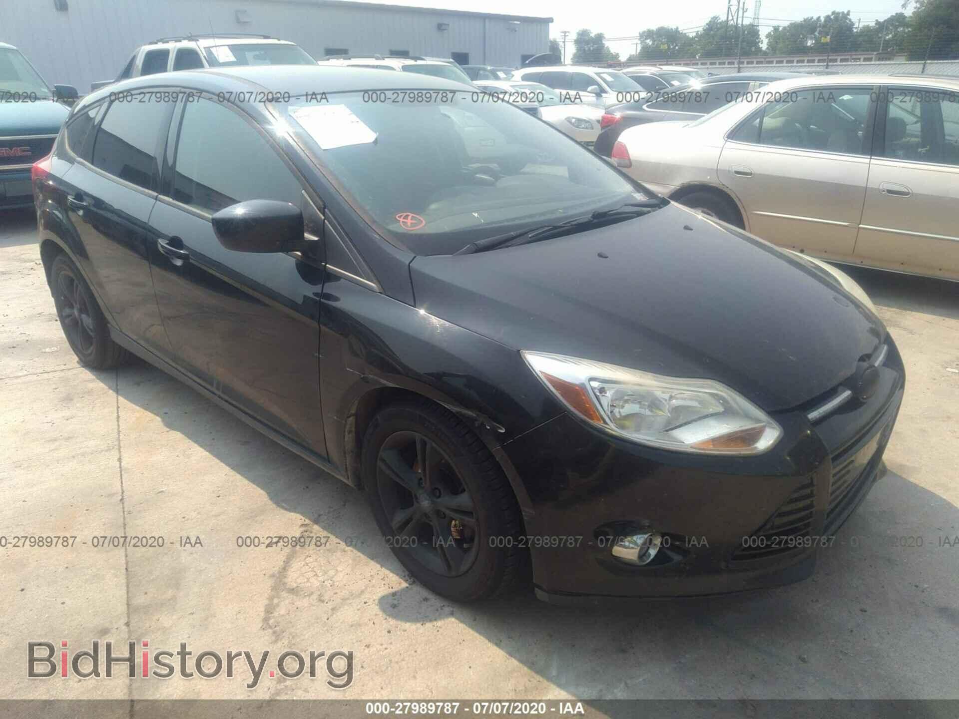 Photo 1FAHP3K23CL262909 - FORD FOCUS 2012