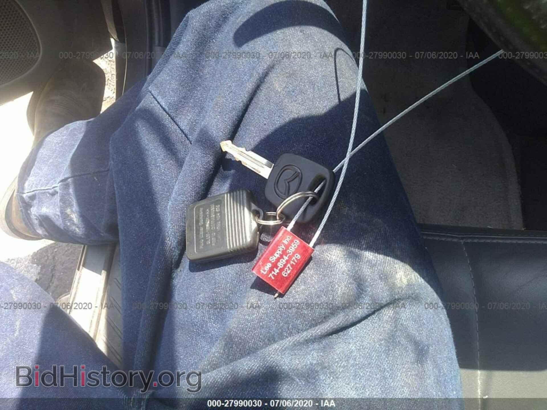 2004 MAZDA TRIBUTE - VIN: 4F2CZ96184KM04438 - Фото 11