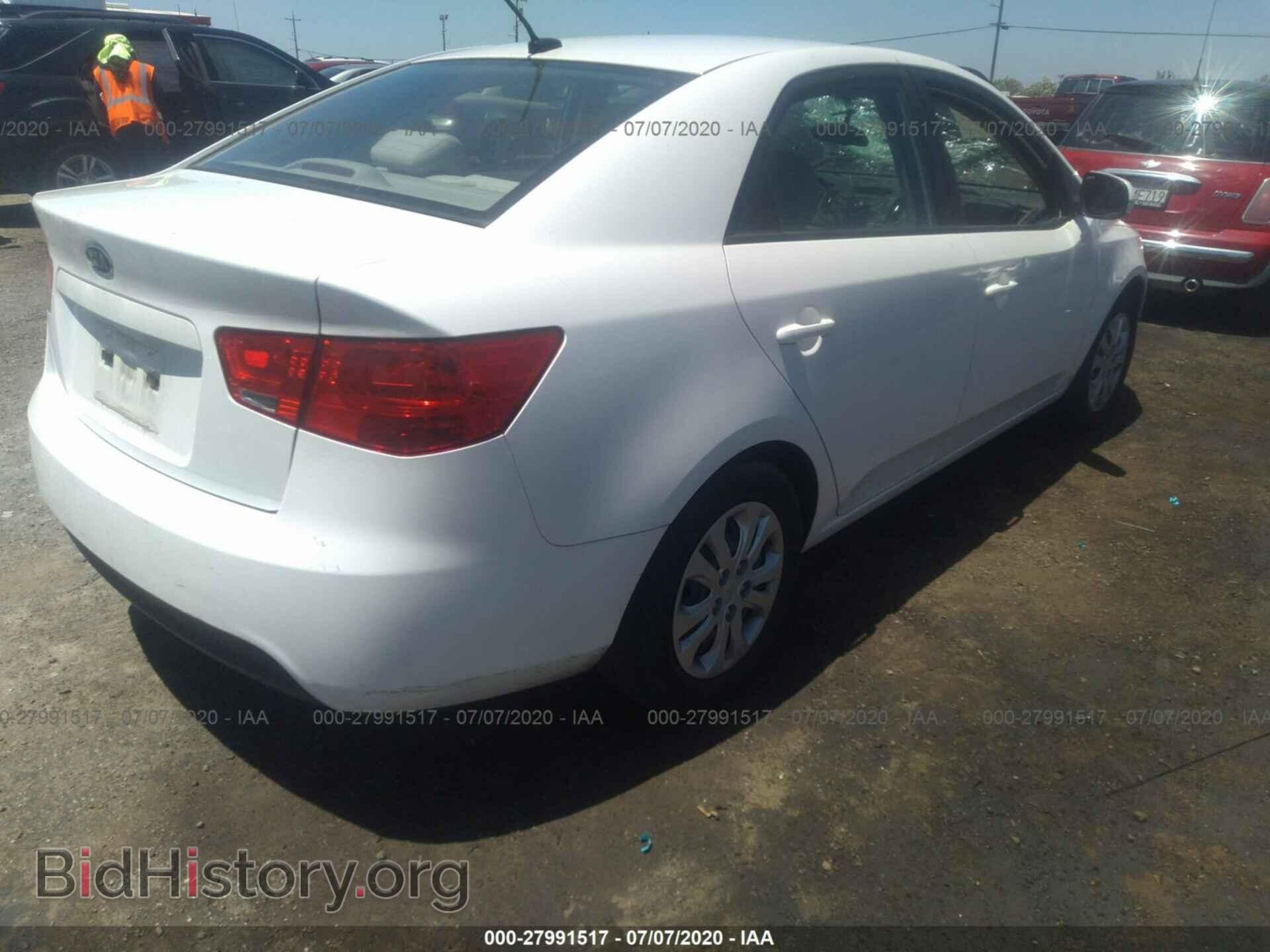 2011 KIA FORTE - VIN: KNAFU4A21B5402974 - Фото 4
