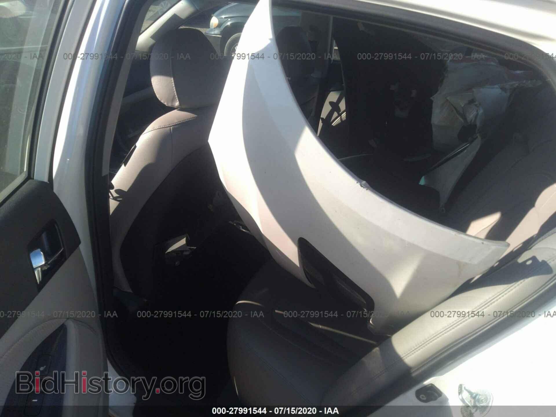 2011 KIA OPTIMA - VIN: KNAGN4A7XB5176561 - Фото 8